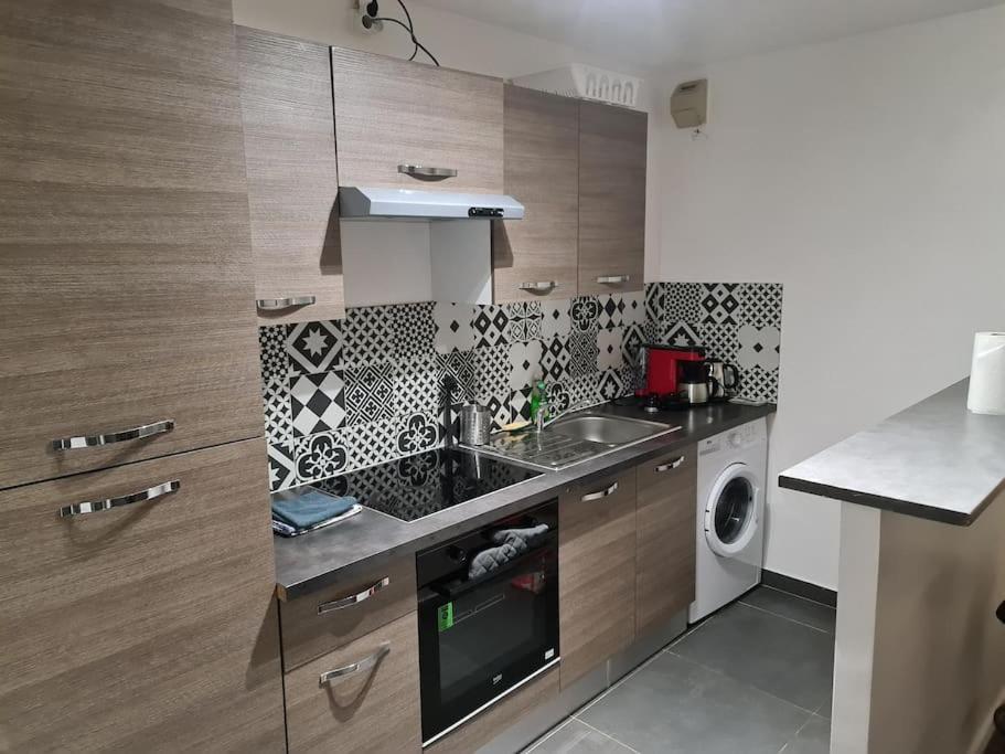 Evry-Gregy-sur-Yerre Le Jules Val - Studio Cosy En Residence + Parking + Wi-Fi מראה חיצוני תמונה